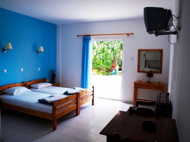 Amarilia Aparthotel Skala Rachoni  Room photo